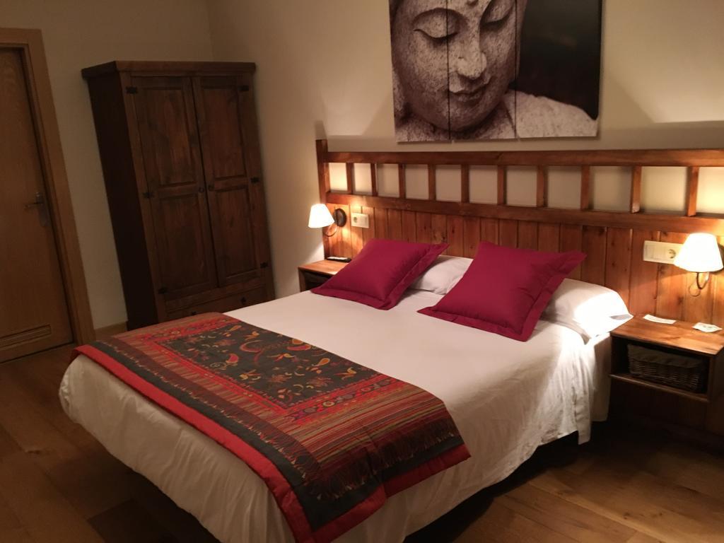 Hostal Otsoa Escároz Esterno foto